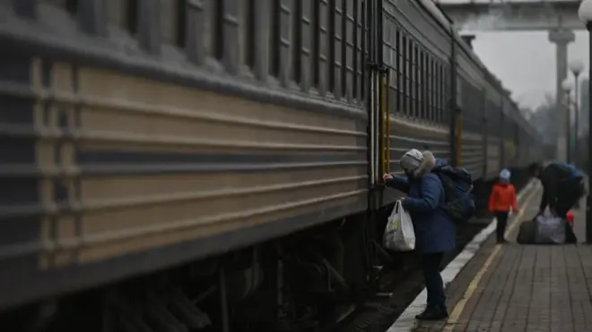 قطار دولتی برای تخلیه