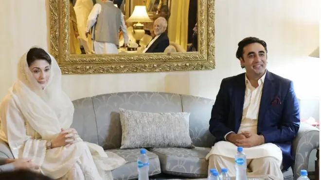 مریم نواز اور بلاول کی ملاقات کے بعد عورتوں سے نفرت پر مبنی ٹرینڈز اور ہیش ٹیگز سوشل میڈیا پر چلتے رہے