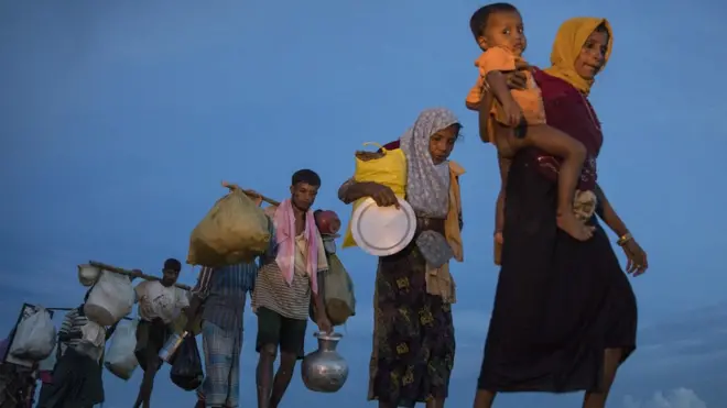 Hàng trăm nghìn người Hồi giáo Rohingya bỏ trốn sự truy bức của quân đội và các nhóm vũ trang tại Myanmar những tháng qua.