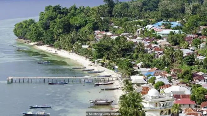 Pulau Run adalah salah satu dari 11 pulau di Kepulauan Banda