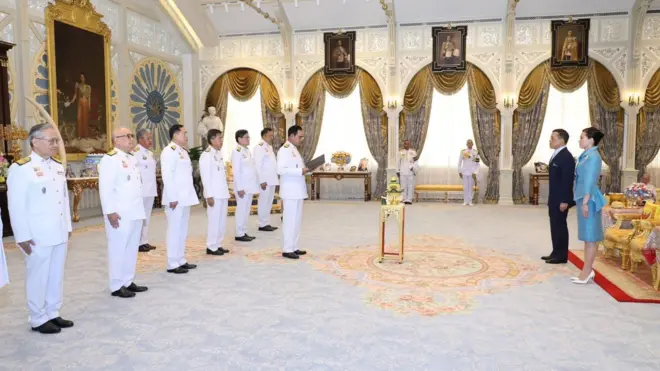 คณะรัฐมนตรีใหม่เข้าเฝ้า