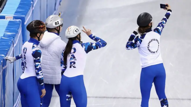 Las siglas del equipo OAR se ven claramente en los uniformes.