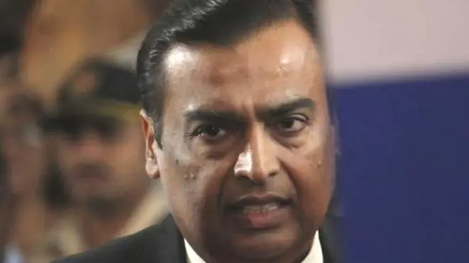 मुकेश अंबानी