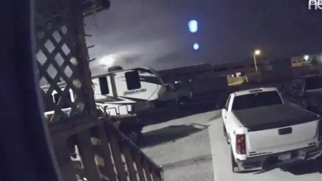 كاميرا ترصد لحظة انفجار نيزك