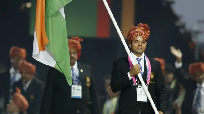 ජනතාව දේශප්‍රේමී හැඟීමෙන් යුතුව කටයුතු කළයුතු බවයි පසුගිය නඩු තීන්දුව ප්‍රකාශයට පත්කරමින් අධිකරණය ප්‍රකාශ කළේ