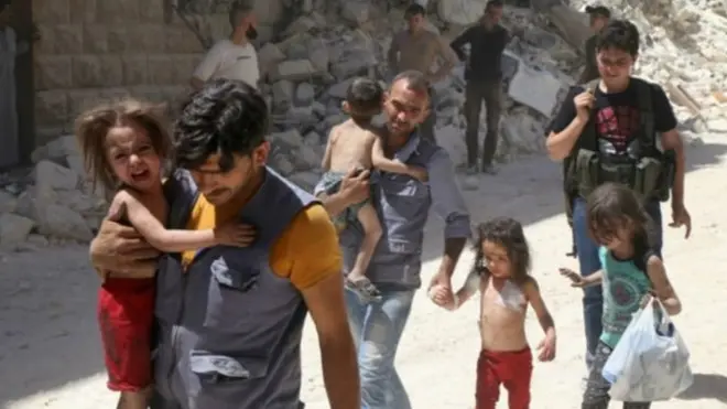 بين النازحين الكثير من الأطفال