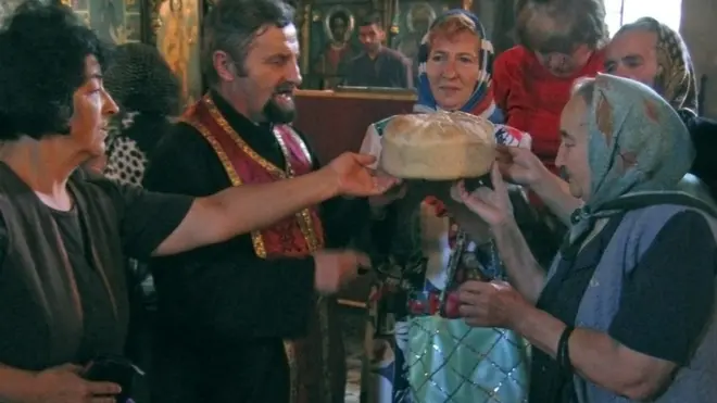 Slavski kolač se nosi u crkvu