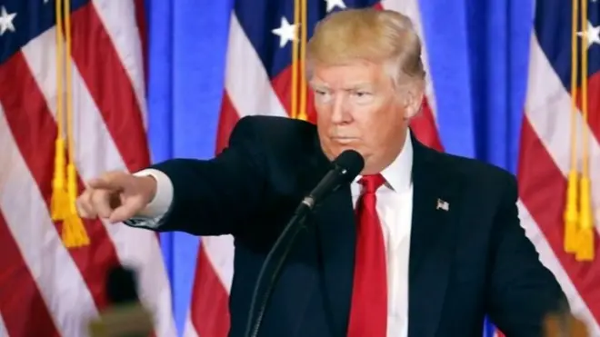 တရုတ်နိုင်ငံဟာ သူ့ရဲ့ ယွမ်ငွေကို ကိုယ်တိုင်မသတ်မှတ်ပဲ ဈေးကွက်က ထိန်းချုပ်တာကို လက်ခံသင့်တယ်လို့ မစ္စတာ ထရမ့်က ပြော