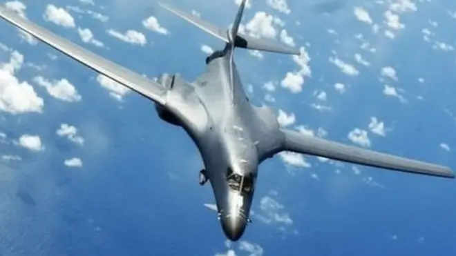 अमरीकी बी-1बी लांसर्स