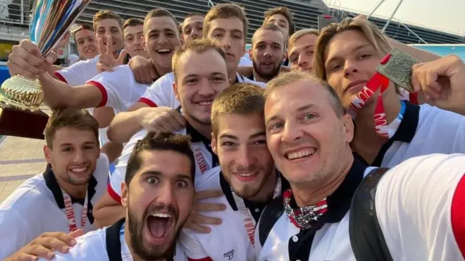 Juniorska reprezentacija Srbije koja je osvojila zlato na Evropskom prvenstvu u Pragu