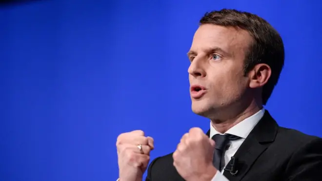 Emmanuel Macron bugüne kadar Fransa'nın başına gelen en genç cumhurbaşkanı.