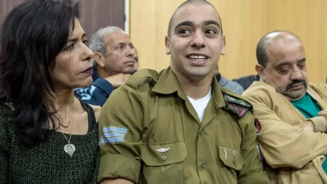 Эльор Азария с матерью