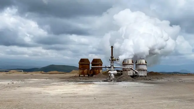 La centrale géothermique d'Olkaria fournit environ un quart de l'énergie du pays.