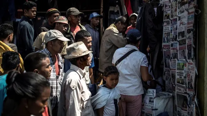 Les malgaches attendent toujours le verdict des urnes après le vote