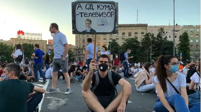 protest beograd lažne vesti