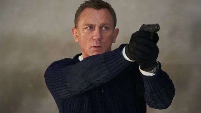 Daniel Craig