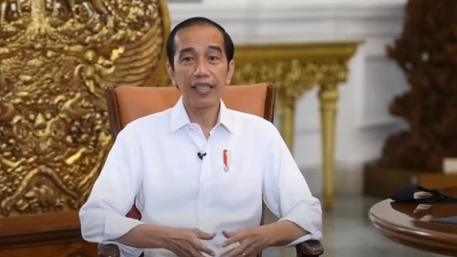 Presiden Joko Widodo memberikan keterangan pers tentang vaksin gratis di YouTube Sekretariat Negara, Rabu (16/12)