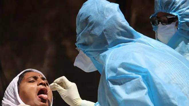 ተመራመርቲ፡ ደቂ ኣንስትዮ መርመራ ኮሮናቫይረስ ንምግባር ዘንጊዐን ከይኾና ይሰግኡ