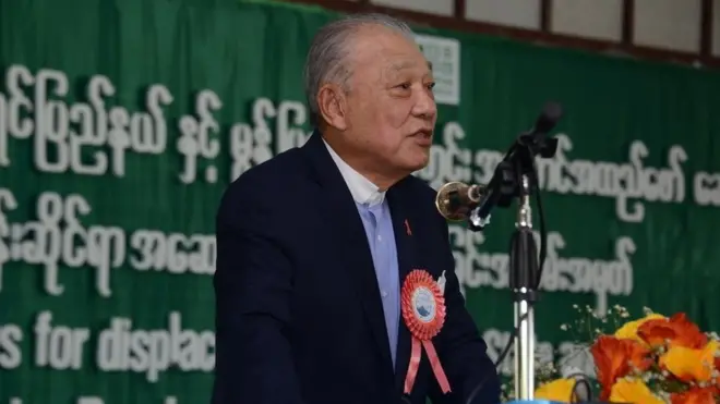 ရခိုင်စစ်ပွဲ အပစ်ရပ်အောင် ကြားဝင်ခဲ့သူ