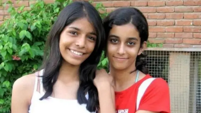 16 मेच्या सकाळी आरुषीचा मृतदेह तिच्या रुममध्ये आढळून आला