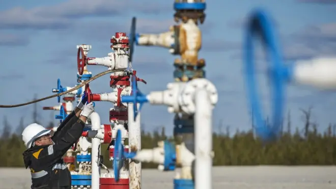 В бюджет должны поступить 710,8 млрд рублей