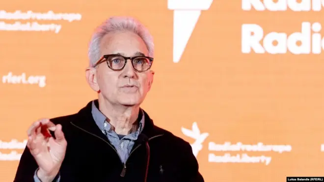 Озод Европа/Озодлик радиоси президенти вазифасини бажарувчи Жеффри Гедмин