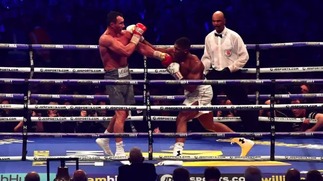 кличко, джошуа