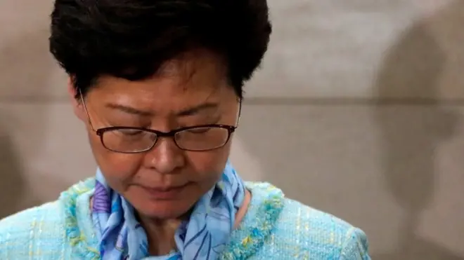 Uy tín của bà Carrie Lam bị sứt mẻ sau nhiều tháng biểu tình