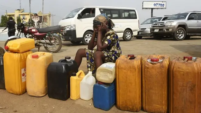 Onye na-achọ mmanụ ụgbọala