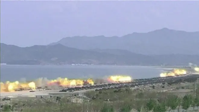 เกาหลีเหนือซ้อมรบริมทะเล