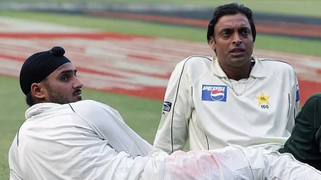 హర్భజన్ సింగ్, షోయబ్ అఖ్తర్