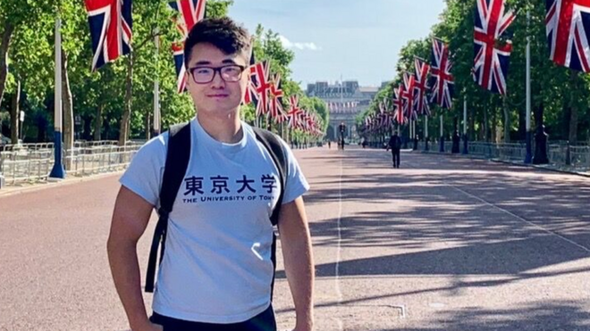 Simon Cheng on the The Mall in London