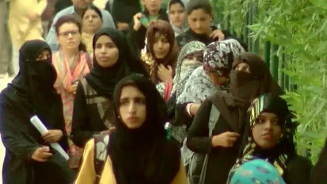 سینیٹ نے حال میں طلبہ یونین کی بحالی کی قرار داد منظور کی ہے