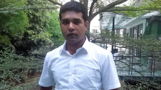 Para penyerang akan membunuh Shishir Sarker jika mereka tahu dia adalah pemeluk agama Hindu