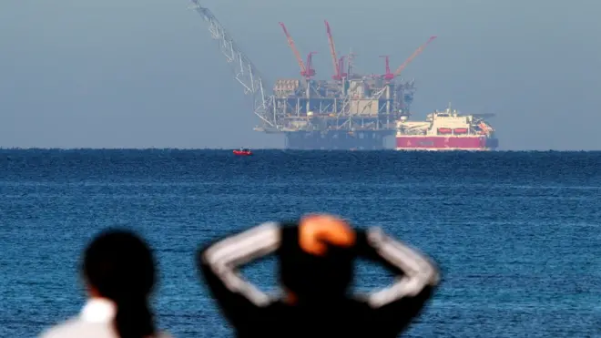 حقل غاز قرب ساحل قيسارية