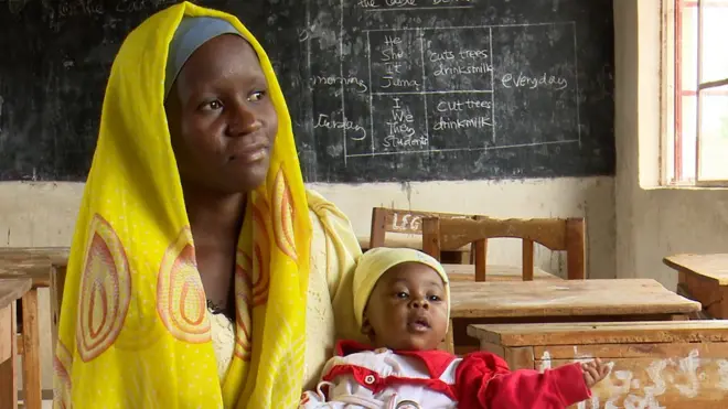 आमा विद्यार्थी