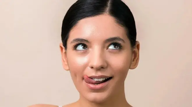 jezik, zamišljena devojka