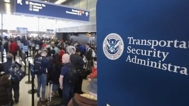 Visa applicants fit begin submit dia social media history to US government to get visa.