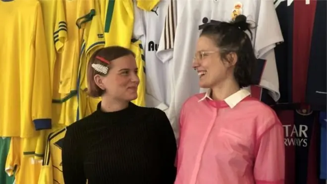 "Менструація завжди існуватиме, тож краще просто знати як з цим поратися, а не вдавати, що нічого не відбувається", - каже Джозефін Еклунд