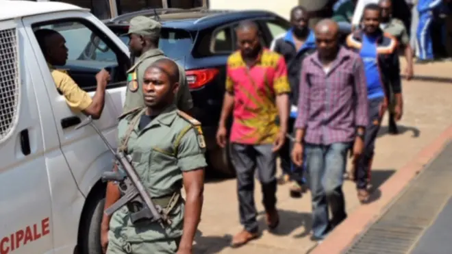 Some of de 289 prisoners President Biya pardon bin don dey for prison from seven months to two years.