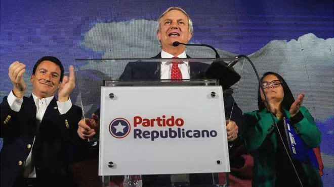 José Antonio Kast celebró el triunfo de su partido.