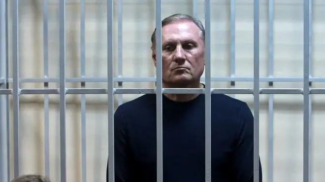 Олександр Єфремов