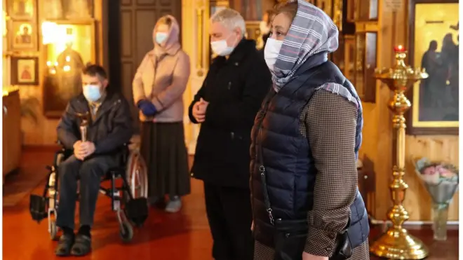 москвичи молятся