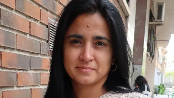 Dayli Coro dice que ha sido amenazada varias veces con un arma de fuego.