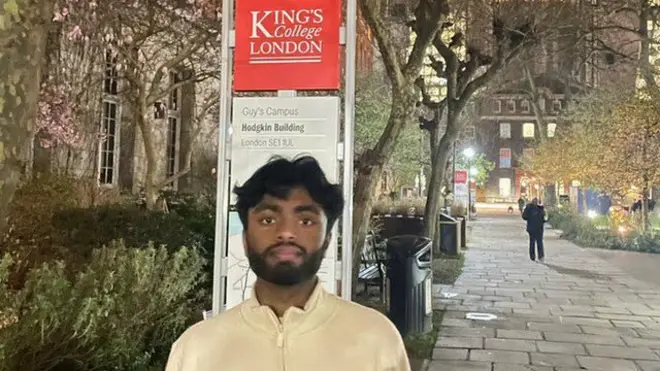 Safin London Qirollik kollejida meditsinani o'rganayapti