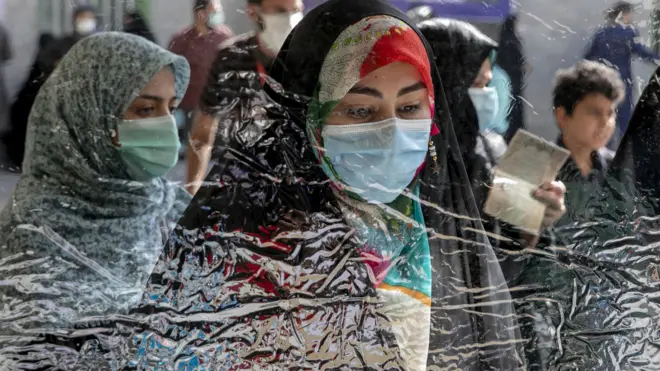 иранки на выборах