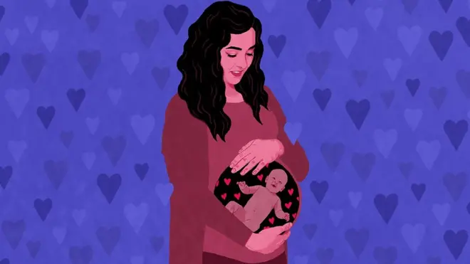 "Quiero ver cómo cambia mi cuerpo, cómo se estira mi piel y cómo es sentir el movimiento del bebé dentro de mí".