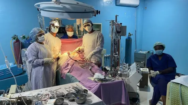 ቀዶ ህክምናው ሲካሄድ