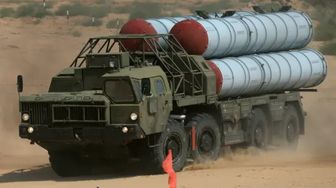 Комплексы С-300 были не первыми российскими зенитными комплексами, переброшенными в Сирию, отметила представитель МИД