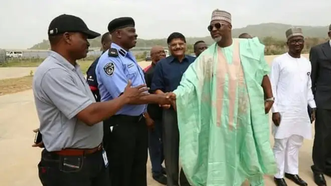 E dey hard to know who dey talk true between Nigeria Police and Senator Melaye